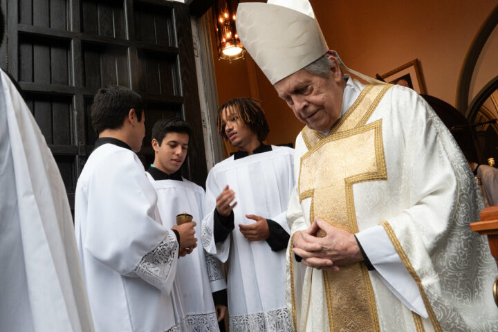 Bishop Emeritus David Monroe and altar servers prepare for the Archdiocese of Vancouver’s celebration marking the opening of the 2025 Jubilee Year. The Mass began with Archbishop Michael Miller blessing the Jubilee cross. (Nicholas Elbers photos)